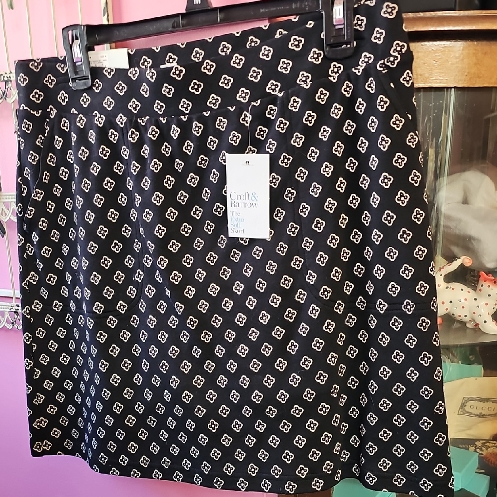 Navy and White Skort